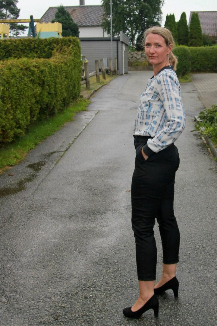 Chino pants Sewing Pattern -Women's sizes - Wardrobe By Me