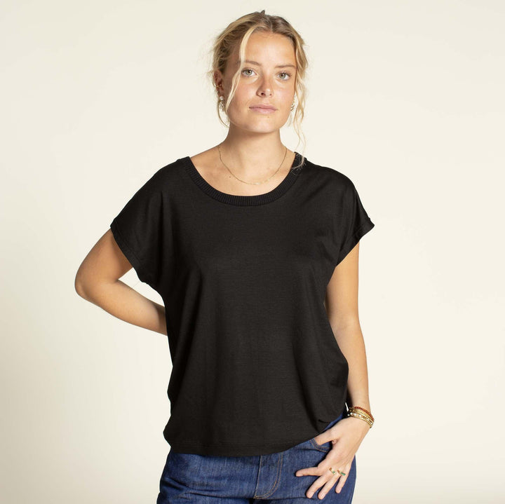 Easy T-shirt Sewing Pattern -Women's sizes - Wardrobe By Me